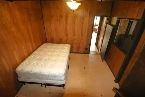 84-5018-p Hawaii Belt Road Captain Cook HI 96704