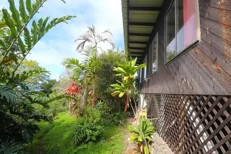 84-5018-p Hawaii Belt Road Captain Cook HI 96704