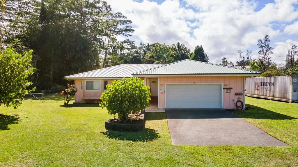 15-1828 20th Avenue Keaau HI 96749