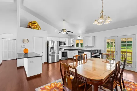 15-1828 20th Avenue Keaau HI 96749