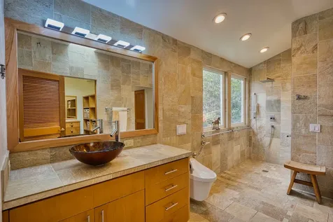 64-5221 Iokua Place Kamuela HI 96743