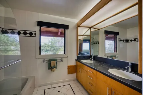 64-5221 Iokua Place Kamuela HI 96743