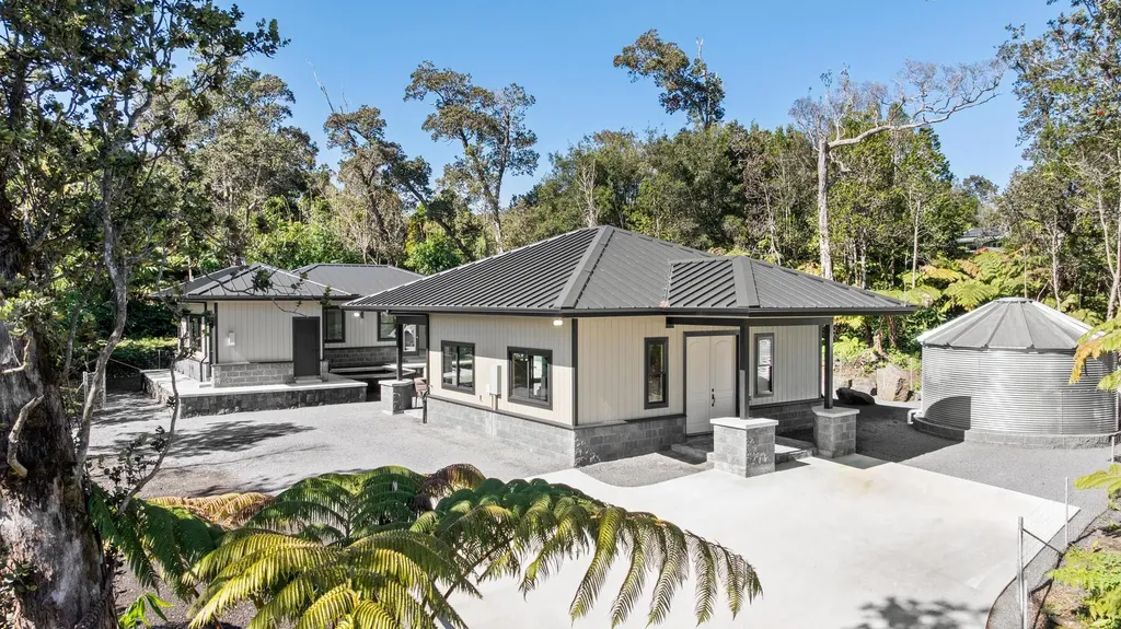 19-4253 Kekoanui Street Volcano HI 96785