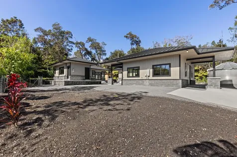 19-4253 Kekoanui Street Volcano HI 96785