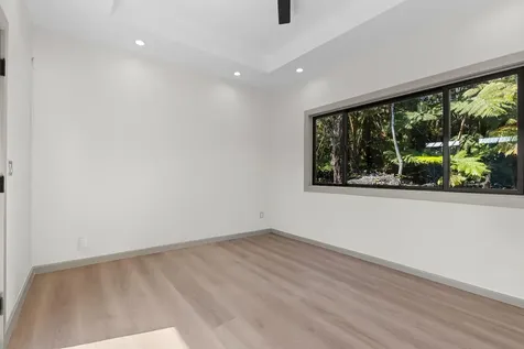 19-4253 Kekoanui Street Volcano HI 96785