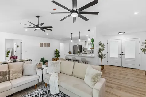 15-1972 14th Avenue Keaau HI 96749