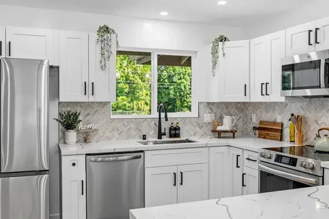 15-1972 14th Avenue Keaau HI 96749