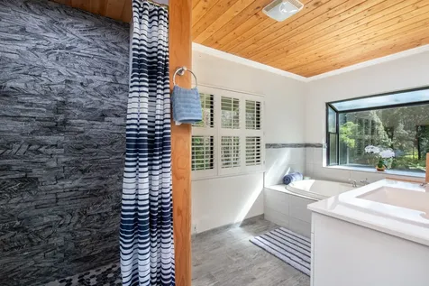 45-3503 Kahana Drive Honokaa HI 96727