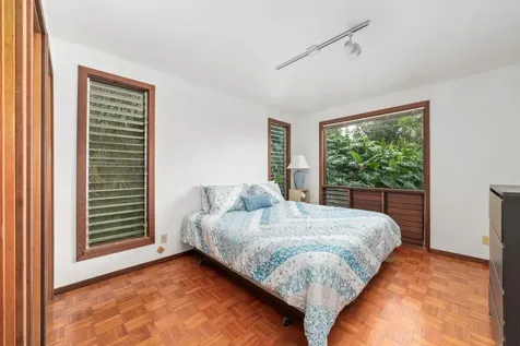 88-2497 Milolii Road Captain Cook HI 96704