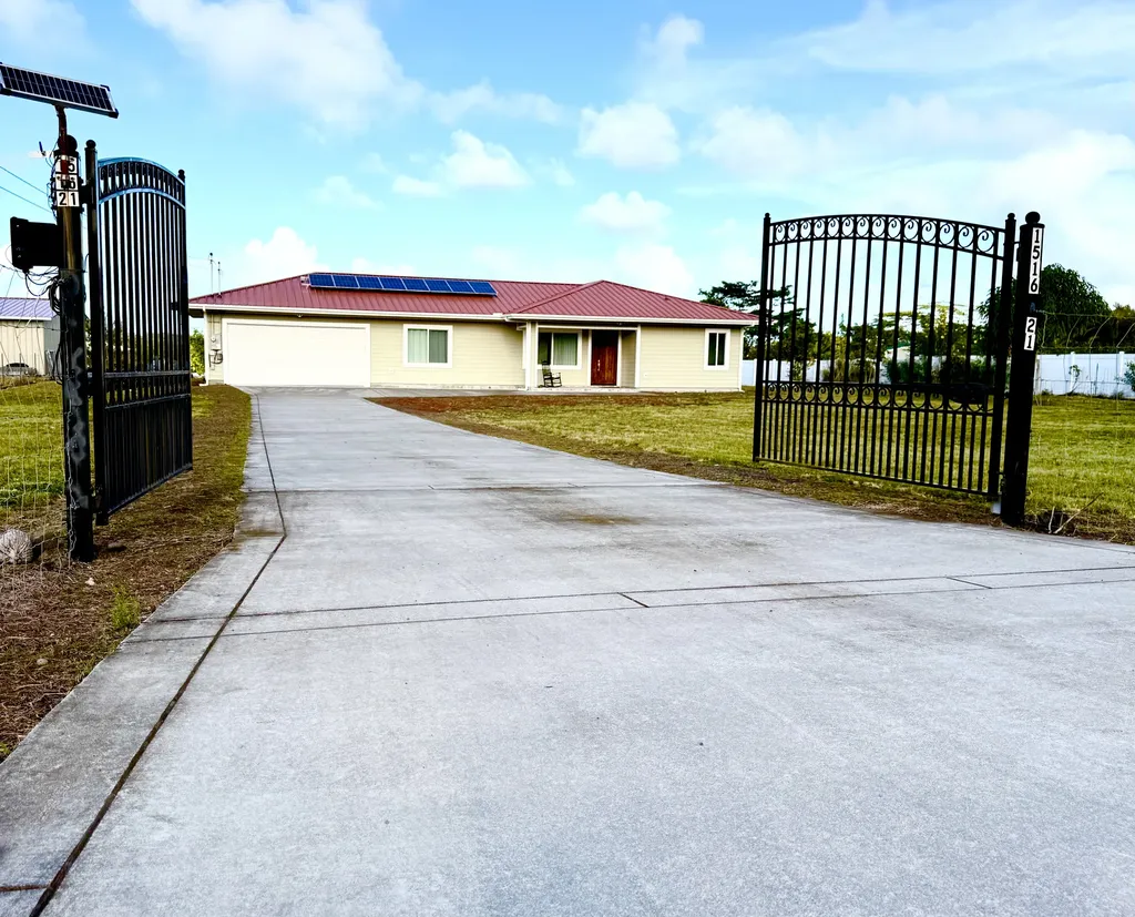 15-1621 2nd Avenue Keaau HI 96749