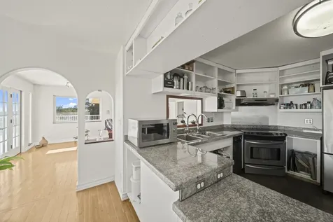 111 Alawaena Place Hilo HI 96720