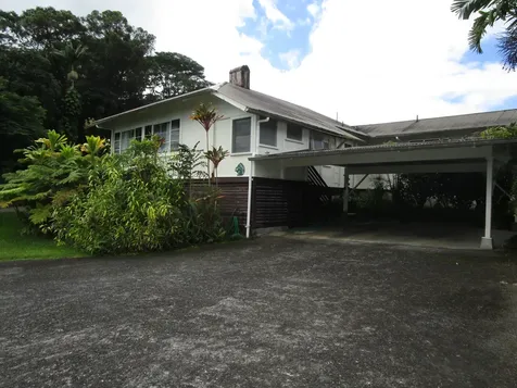 1494 Waianuenue Avenue Hilo HI 96720