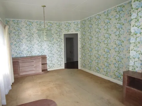 1494 Waianuenue Avenue Hilo HI 96720