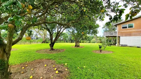 78-1392 Bishop Road Holualoa HI 96725