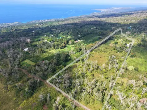 78-1392 Bishop Road Holualoa HI 96725