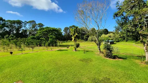 78-1392 Bishop Road Holualoa HI 96725