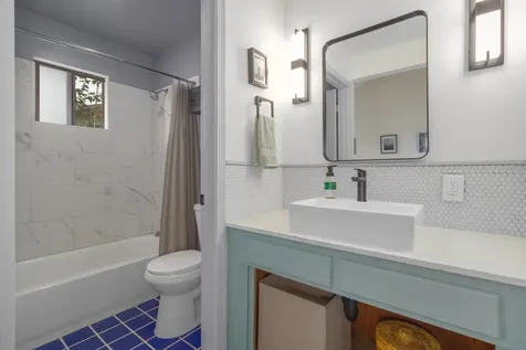 94-5761 Awa Pae Loop Naalehu HI 96772