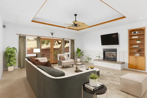 62-2042 Mahua Street Kamuela HI 96743