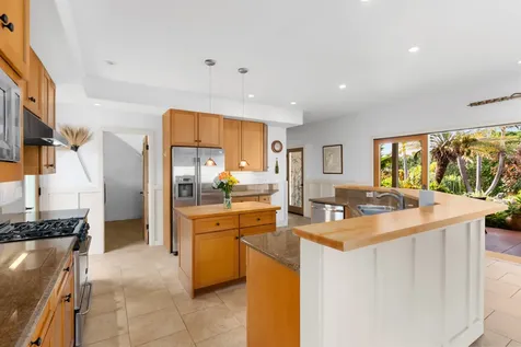 62-2042 Mahua Street Kamuela HI 96743