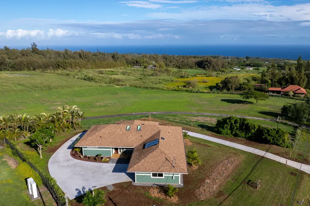 54-2337 Kynnersley Road Kapaau HI 96755
