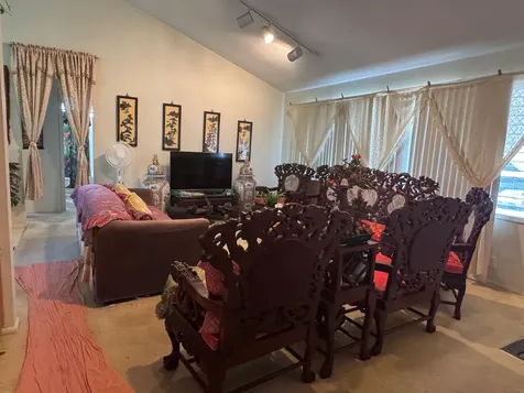 2615 Kinoole Street Hilo HI 96720