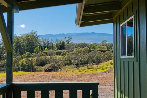 46-3715 Puaono Road Honokaa HI 96727