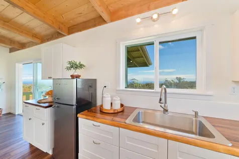 46-3715 Puaono Road Honokaa HI 96727