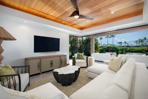 68-1210 Kaniku Alanui Kamuela HI 96743