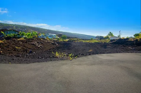 Ekolu Place Captain Cook HI 96704