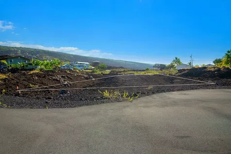 Ekolu Place Captain Cook HI 96704