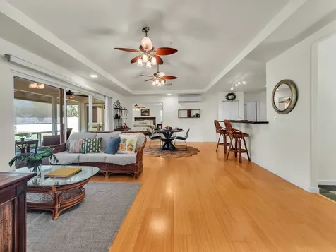 331 Noelani Loop Hilo HI 96720