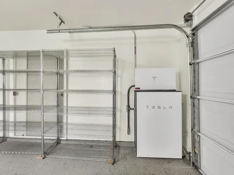 331 Noelani Loop Hilo HI 96720