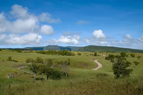 47-5343 Waikoekoe Lane Honokaa HI 96727