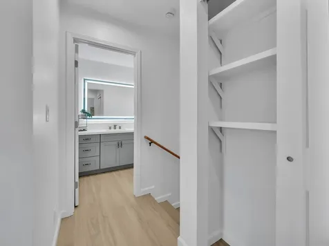 11-3288 Mokuna Street Volcano HI 96785