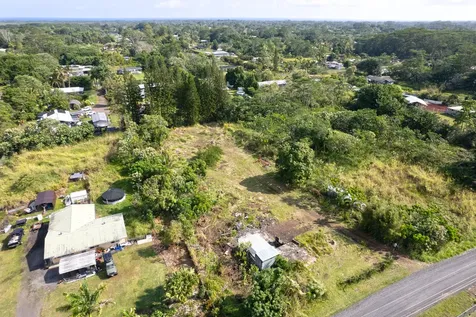 15-1391 18th Avenue Keaau HI 96749