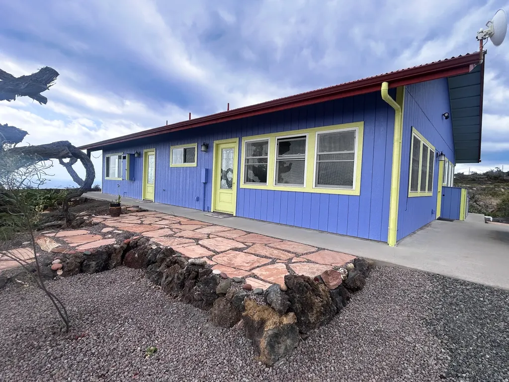 92-8427 Hibiscus Drive Ocean View HI 96737