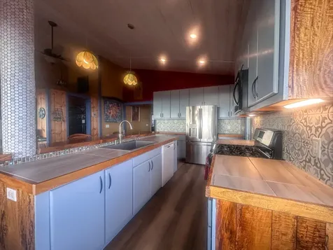 92-8427 Hibiscus Drive Ocean View HI 96737