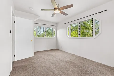 15-1835 6th Avenue Keaau HI 96749