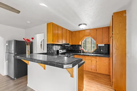 15-1835 6th Avenue Keaau HI 96749