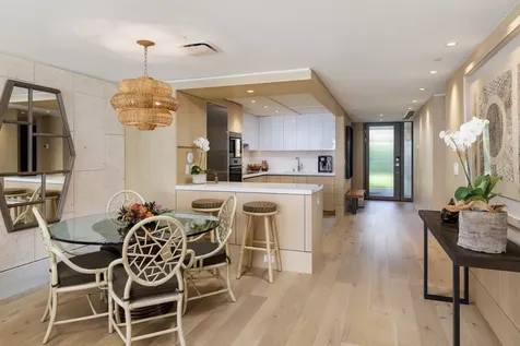 66-84 Kaunaoa Drive Kamuela HI 96743