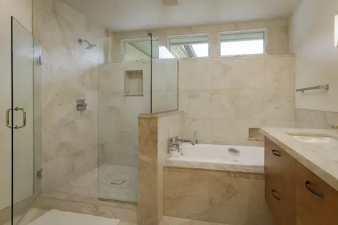 68-1375 Pauoa Road Kamuela HI 96743