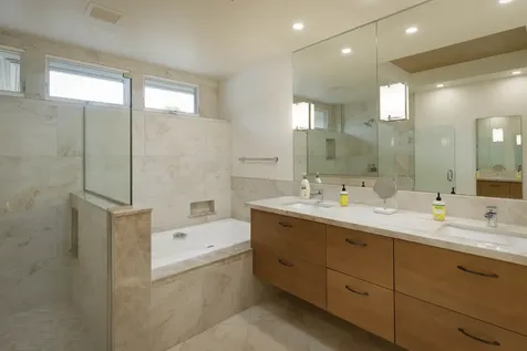 68-1375 Pauoa Road Kamuela HI 96743