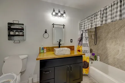 15-1455 13th Avenue Keaau HI 96749