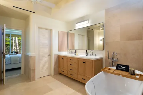 68-1375 Pauoa Road Kamuela HI 96743