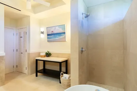 68-1375 Pauoa Road Kamuela HI 96743