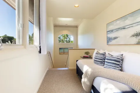 68-1375 Pauoa Road Kamuela HI 96743