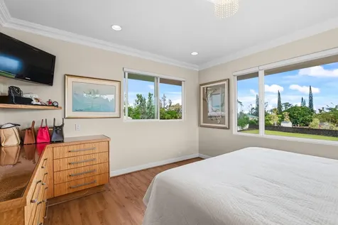 386 Kipuni Street Hilo HI 96720