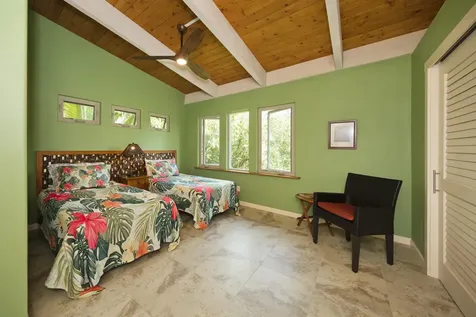 12-7002 Hoeunalu Street Pahoa HI 96778