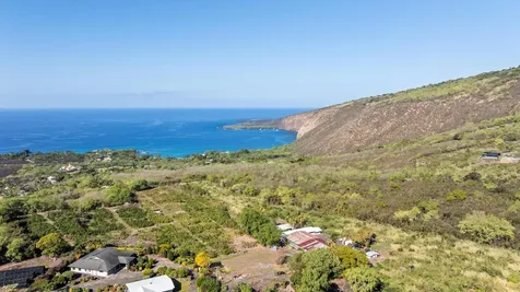 82-1177 Meli Road Captain Cook HI 96704