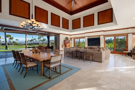 68-1059 Honokaope Way Kamuela HI 96743